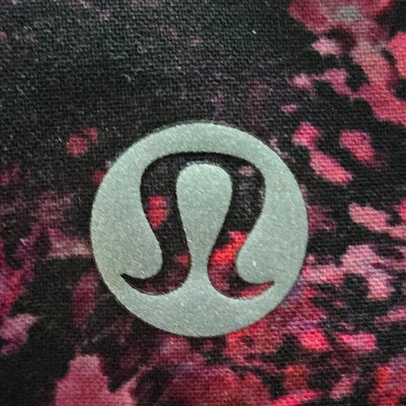 Lululemon Tracker Short V *4" - 6 Fluoro Floral Multi - Picture 5 of 6